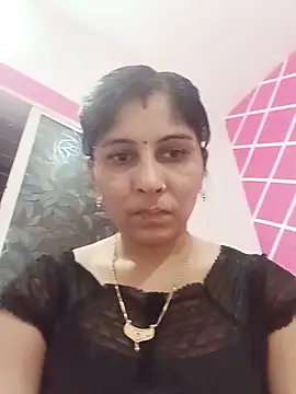 Hot ree85 online show from May 15, 2026, 1:09 pm