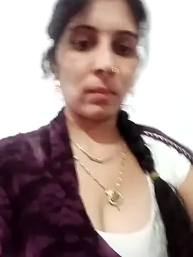 Hot ree85 online show from March 15, 2026, 4:58 pm