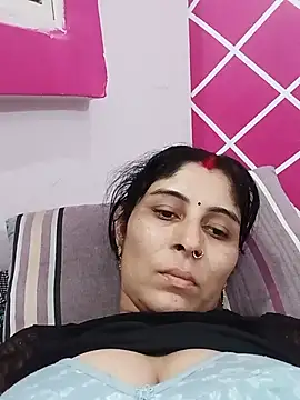 Hot ree85 online show from May 27, 2026, 2:46 pm