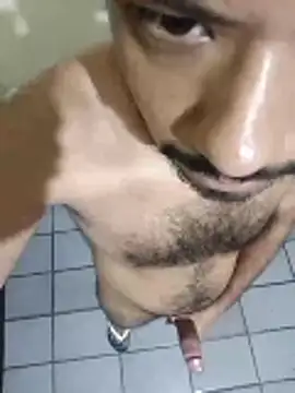 Filipinho10flp online show from April 14, 2026, 1:21 am