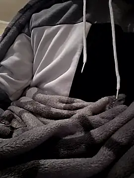 Snapshot of YoungAsainWithATrunk chatting on January 12, 2026, 3:35 am YoungAsainWithATrunk online show from January 12, 2026, 3:35 am