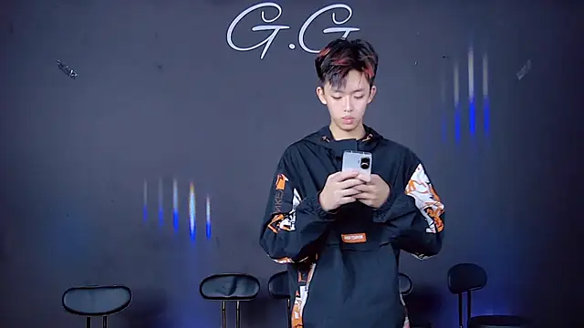 Snapshot of TNT-520 chatting on January 15, 2026, 12:08 pm TNT-520 online show from January 15, 2026, 12:08 pm