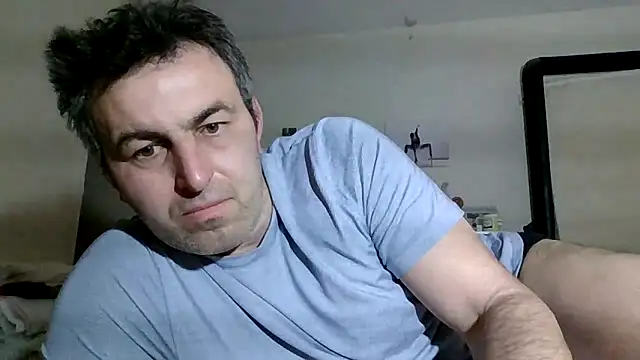 Snapshot of Hakfin666 chatting on May 1, 2026, 12:15 am Hakfin666 online show from May 1, 2026, 12:15 am