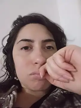 darkgodessone online show from April 8, 2026, 11:17 pm