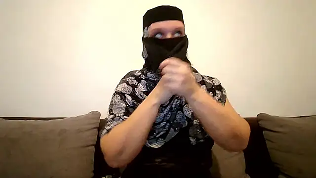 Snapshot of MuslimSexyHot chatting on January 11, 2026, 9:55 pm MuslimSexyHot online show from January 11, 2026, 9:55 pm