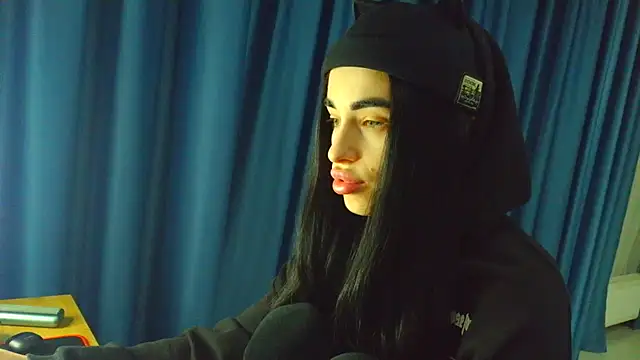 Vlada Elfie online show from March 10, 2026, 6:34 pm