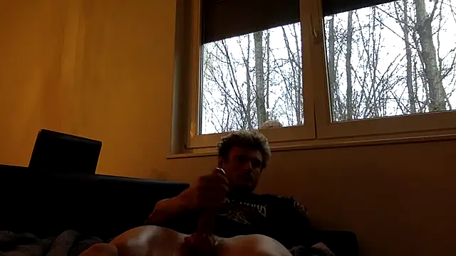 Fitlover1994 online show from February 7, 2026, 8:44 am