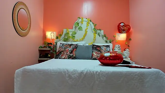 Dalila Najjar  online show from March 12, 2026, 2:21 pm