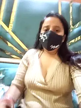 couple fun  online show from April 5, 2026, 9:32 pm