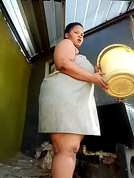 dalukuthula5832 online show from April 8, 2026, 5:42 am