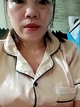 Snapshot of Sana-vn chatting on March 1, 2026, 5:13 pm Sana-vn online show from March 1, 2026, 5:13 pm