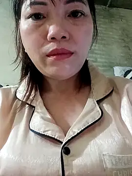 Sana-vn online show from March 23, 2026, 11:04 pm