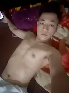 Hoangvan99997 online show from April 24, 2026, 2:08 pm