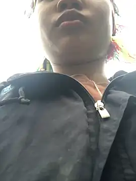 Minhkhue121 online show from January 17, 2026, 2:59 am