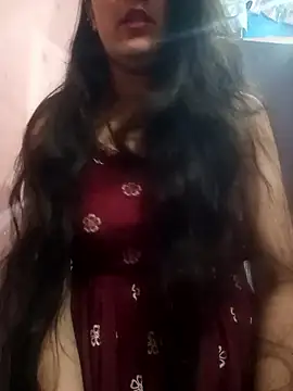 Snapshot of Moongirl963 chatting on January 8, 2026, 5:57 am Moongirl963 online show from January 8, 2026, 5:57 am