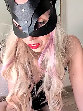 Snapshot of Purr0fNight_ chatting on February 3, 2026, 11:15 am Purr0fNight online show from February 3, 2026, 11:15 am