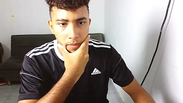 naugthy boy88 online show from April 17, 2026, 5:43 am