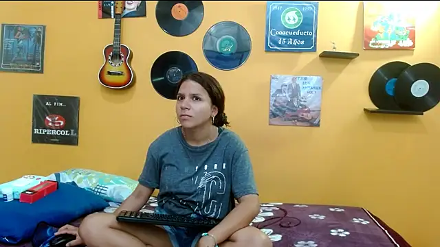 marcelasweet457 online show from January 13, 2026, 1:48 pm