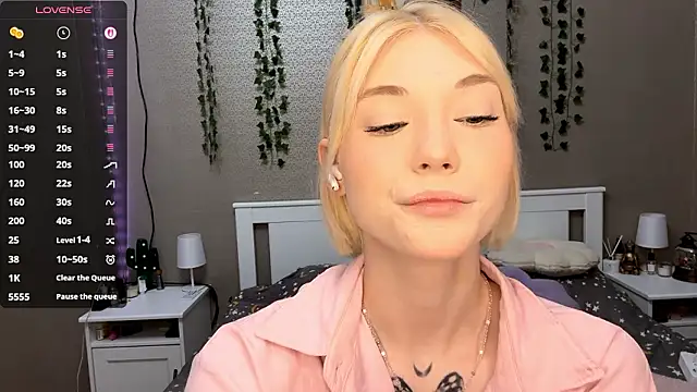 LlsabethHaze online show from February 20, 2026, 2:19 pm