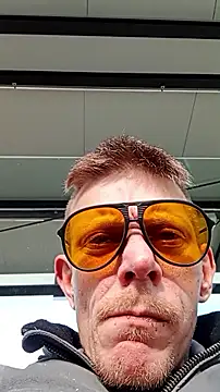 Snapshot of Der_Schoene_Penis chatting on January 17, 2026, 10:41 am Der Schoene Penis online show from January 17, 2026, 10:41 am