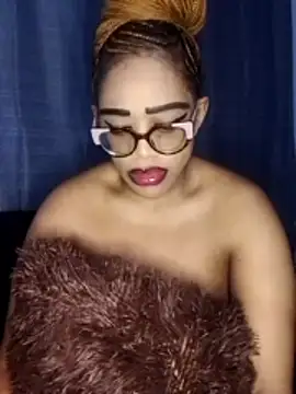 Sultrydiva1 online show from January 12, 2026, 10:58 pm