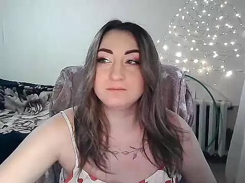 FoxyAnn12 online show from January 11, 2026, 12:23 pm