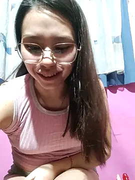 Sexyhanna14 online show from April 8, 2026, 3:19 am