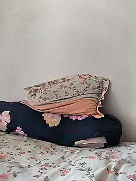 gazi mehedi online show from April 18, 2026, 7:54 am