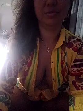 Snapshot of doceserena chatting on January 15, 2026, 5:33 am doceserena online show from January 15, 2026, 5:33 am