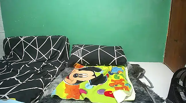 amazingpinay online show from January 30, 2025, 7:59 pm