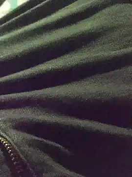 AlejandreBy online show from April 12, 2026, 7:22 am