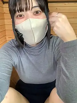 minami room online show from March 18, 2026, 6:05 am