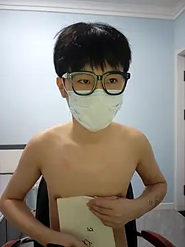 tinKKKKKKL online show from April 16, 2026, 3:35 pm