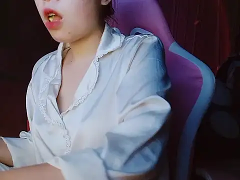 -Tamy- online show from March 19, 2026, 6:30 pm