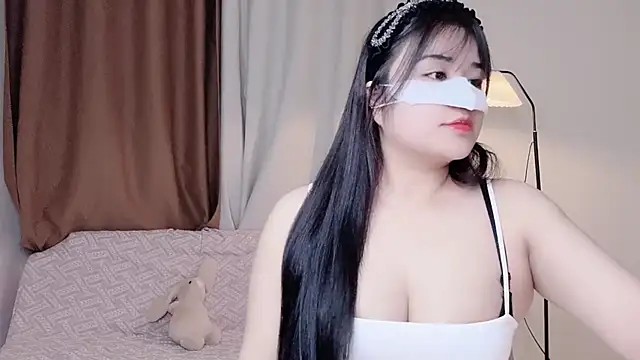 Lyly-Sury online show from January 13, 2026, 1:26 pm