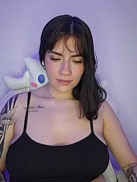 kuritto  online show from February 3, 2026, 2:53 am