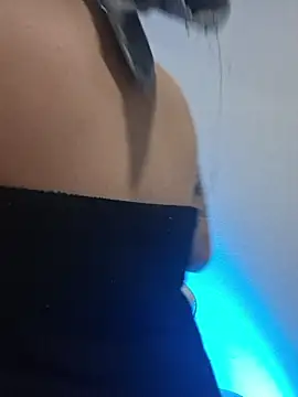 kuritto  online show from May 31, 2026, 2:06 am