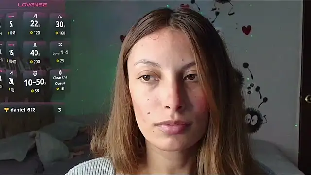 Sweet moon v  online show from February 17, 2026, 10:40 pm