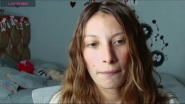 Sweet moon v  online show from February 28, 2026, 11:04 pm