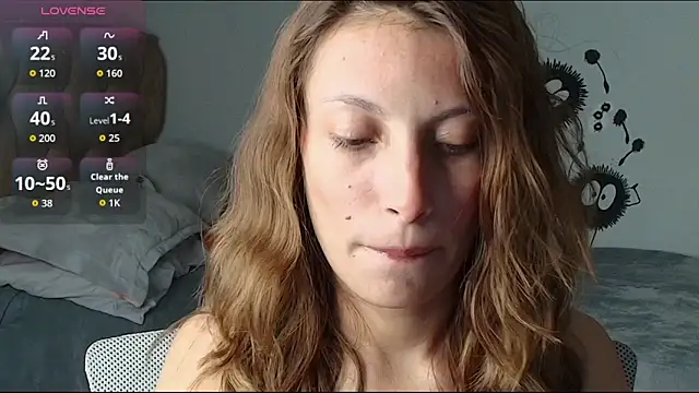 Sweet moon v  online show from March 5, 2026, 10:37 pm