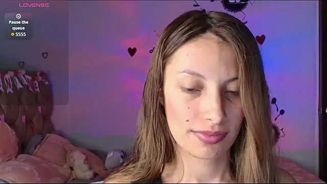 Sweet moon v  online show from February 16, 2026, 3:38 am