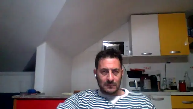 colosone online show from October 31, 2025, 4:25 pm