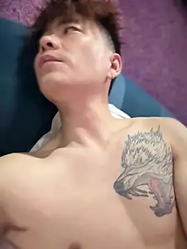 linfei123321 online show from January 15, 2026, 12:52 pm