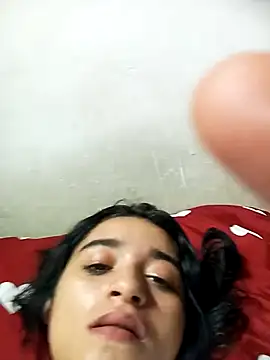 Snapshot of simonetha chatting on January 8, 2026, 6:14 pm simonetha online show from January 8, 2026, 6:14 pm