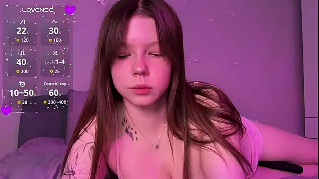 karalinhks online show from April 16, 2026, 1:45 pm