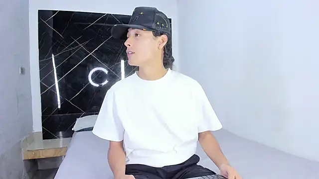 Treyk king online show from January 17, 2026, 3:43 am