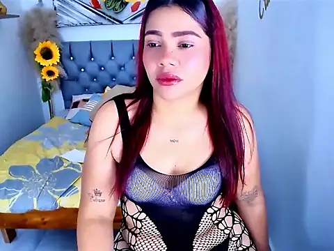 ZOE COLLINS69 online show from January 6, 2026, 1:15 pm