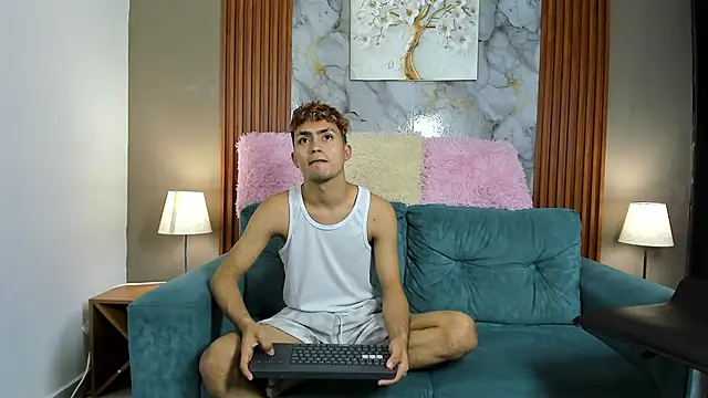 AVENGER BOYS2026 online show from February 23, 2026, 7:36 pm