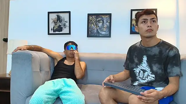 Snapshot of AVENGER_BOYS2026 chatting on January 9, 2026, 1:23 am AVENGER BOYS2026 online show from January 9, 2026, 1:23 am