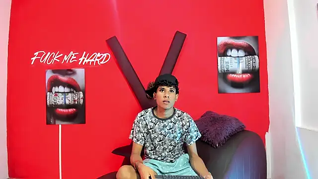 MAPOLA GREAT online show from April 12, 2026, 1:31 am